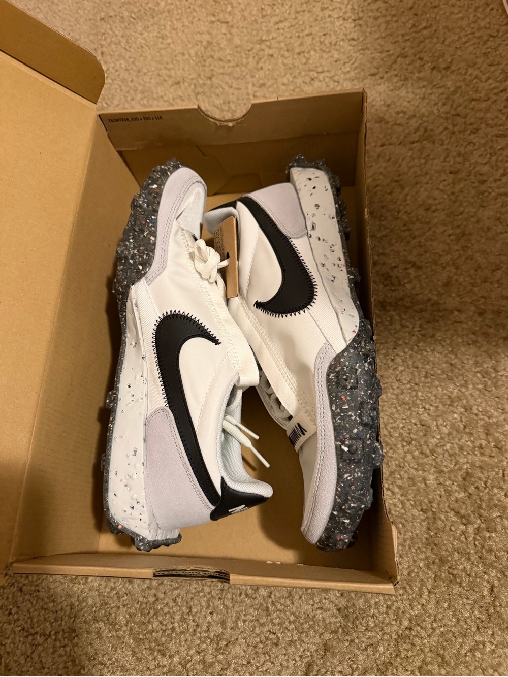 Nike Kids' White and Black Sneaker - Stylish Everyday Comfort